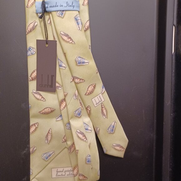 Vintage Silk Dunhill Tie - Limited Edition! - Picture 2 of 2